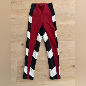Port de Bras ‘Arrow & Shake’ leggings - Small